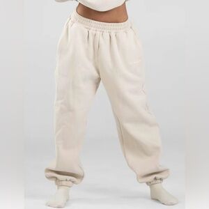 As seen on TIk Tok!! Size x-large oversized COMFRT set!